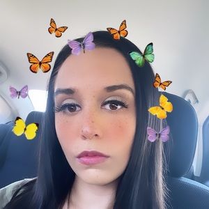 Meet your Posher, Abigail